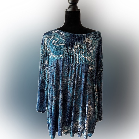 Southern Lady Tops - Southern Lady - Long Sleeve paisley Blouse